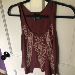 Maroon detailed tank top